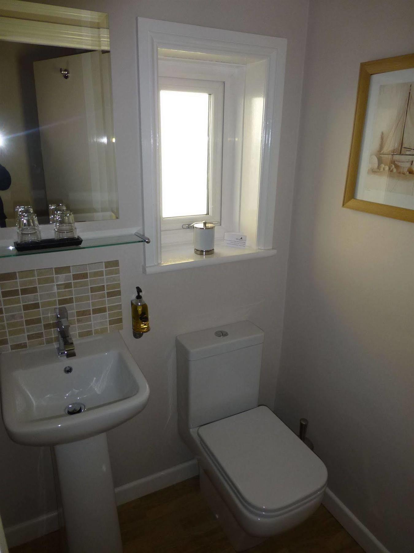 Waters Reach Guest House Christchurch  Extérieur photo
